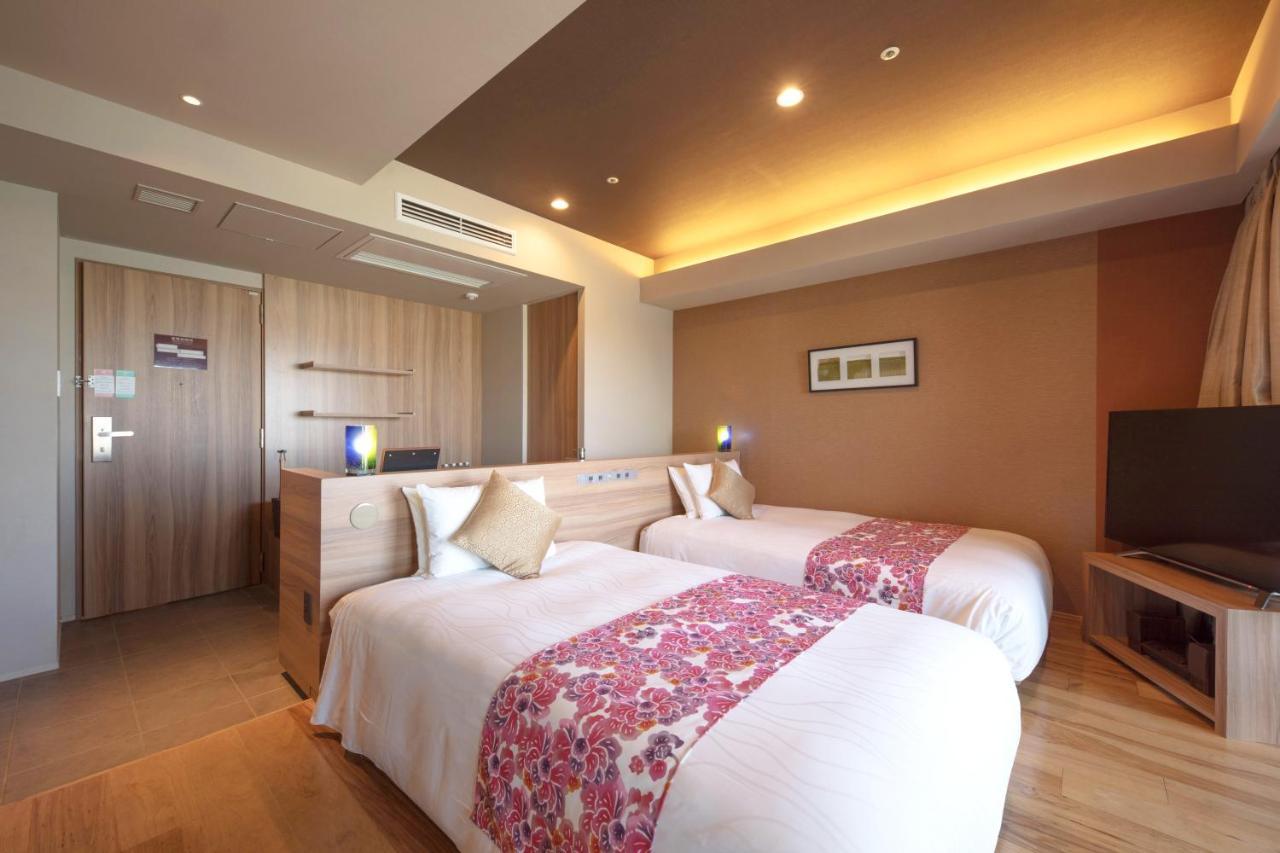Senagajima Island Resort & Spa Tomigusuku Экстерьер фото