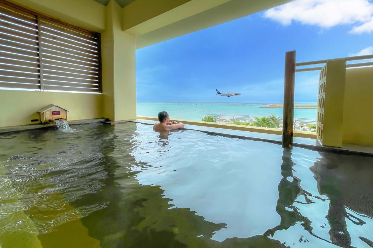 Senagajima Island Resort & Spa Tomigusuku Экстерьер фото